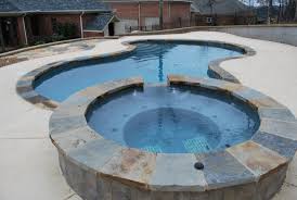 Backyard pool and spa kept clean by Galaxy Pool Services